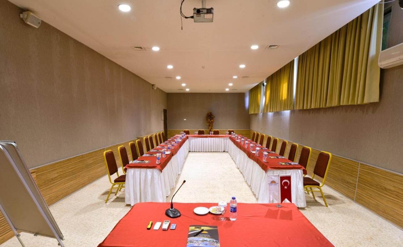 Anadolu Hotels Esenboga Thermal Exterior photo