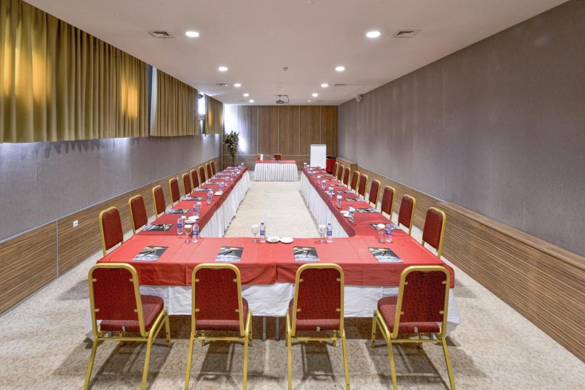 Anadolu Hotels Esenboga Thermal Exterior photo