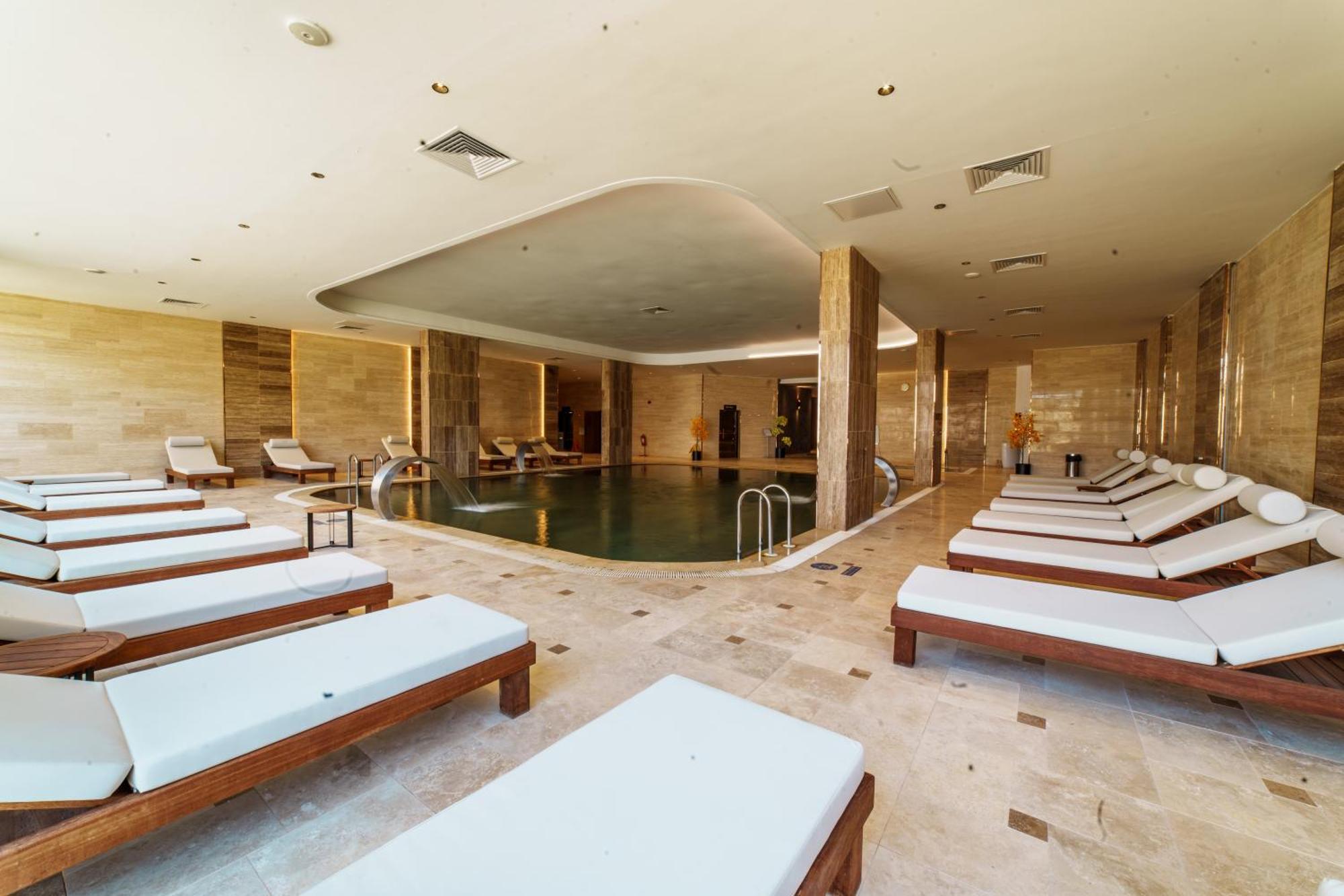 Anadolu Hotels Esenboga Thermal Exterior photo